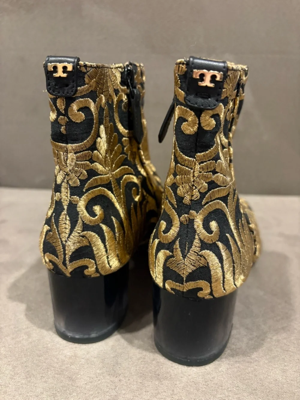 Tory Burch Carlotta Embroidered Ankle Bootie Black Gold‎ Size 8